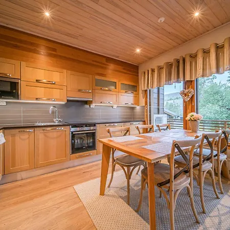 Ulkuvilla By Aavalevi Levi