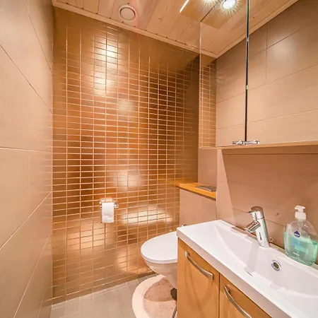 Ulkuvilla By Aavalevi Levi